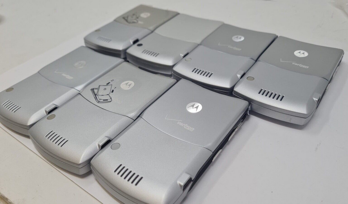 7 Lot Motorola Razr V3m Verizon Silver Used Wholesale Phone connection problems
