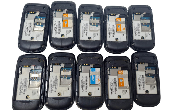 10 Lot Samsung SGH-A107 Flip Phone GSM Wholesale As Is Used A107 CLAM Wholesale