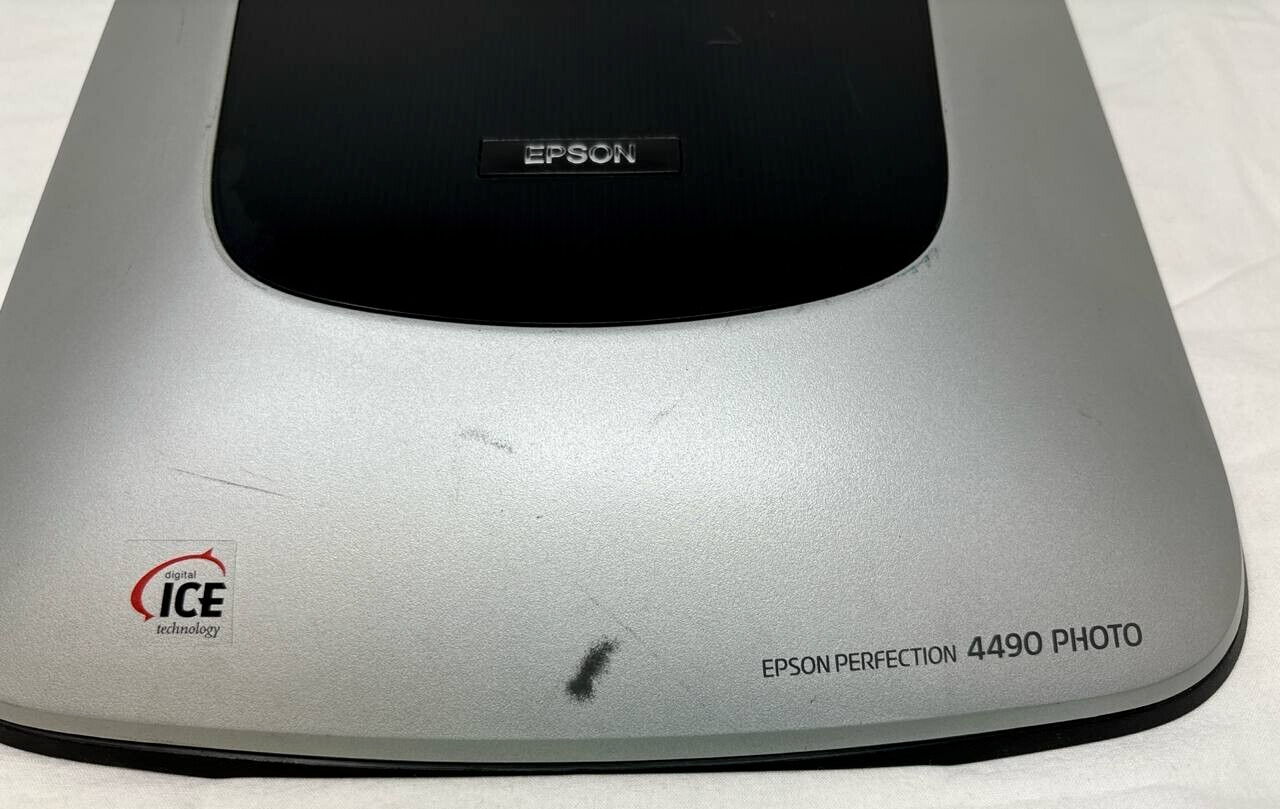 Epson Perfection 4490 Flatbed Photo Scanner Negatives Slide USB 4800 x 9600 OEM