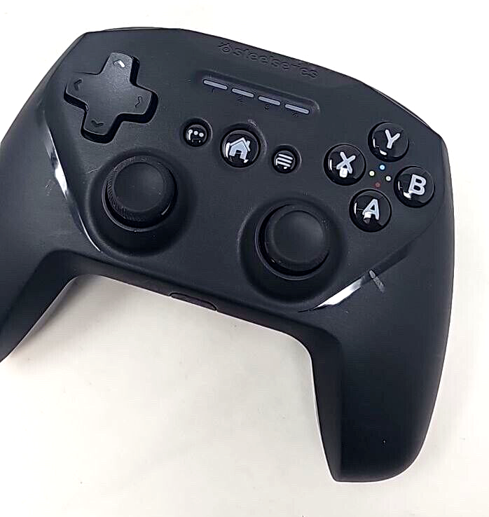 SteelSeries Nimbus + Plus Wireless Gaming Controller for iPhone GC-00007