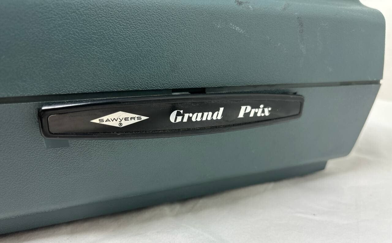 Sawyers Grand Prix 570 R Slide Projector Portable Compact Vintage As Is READ