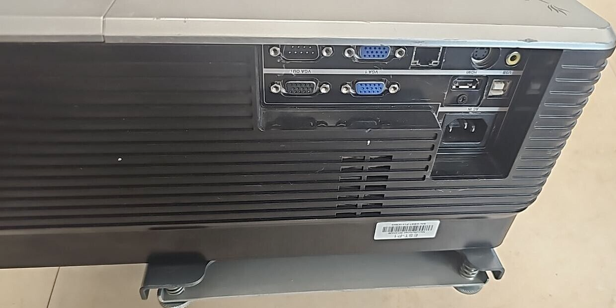 Promethean EST-P1 DLP Ultra Short Throw Projector Desktop Full HD READ