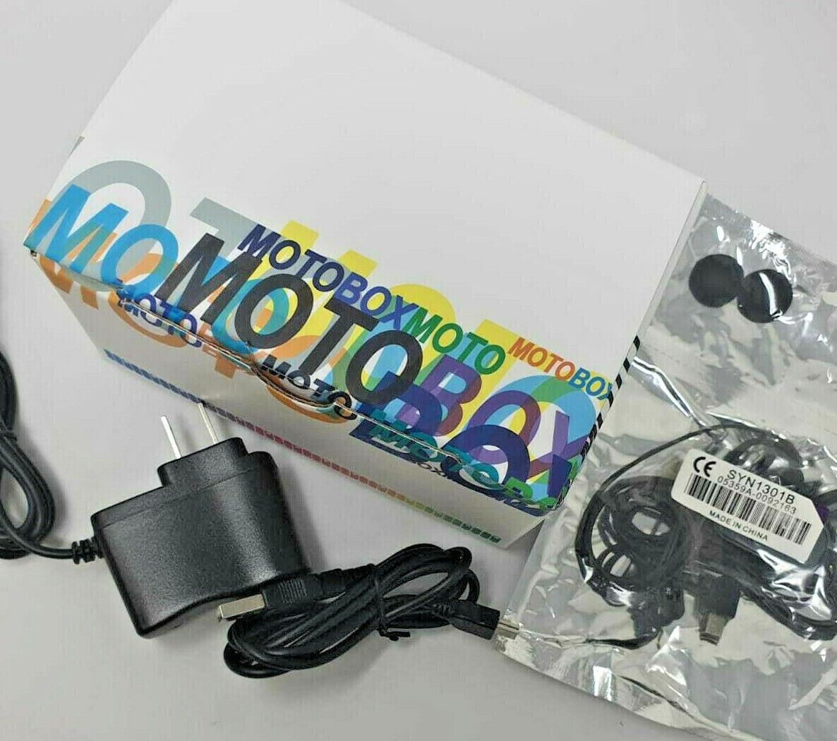 Motorola RAZR V3xx ATT Flip Style EMAIL WIFI GPRS Gray ANTIQUE 3G MOTORAZR GSM