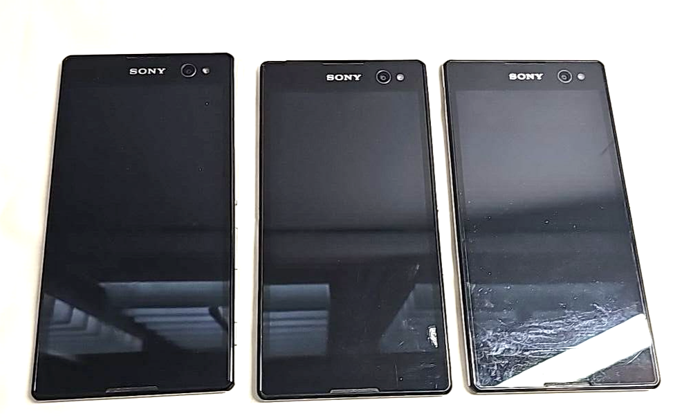 Lot of 3 Sony Xperia C3 Dual Smartphone Wireless WiFi Cell Phone 4G Black READ