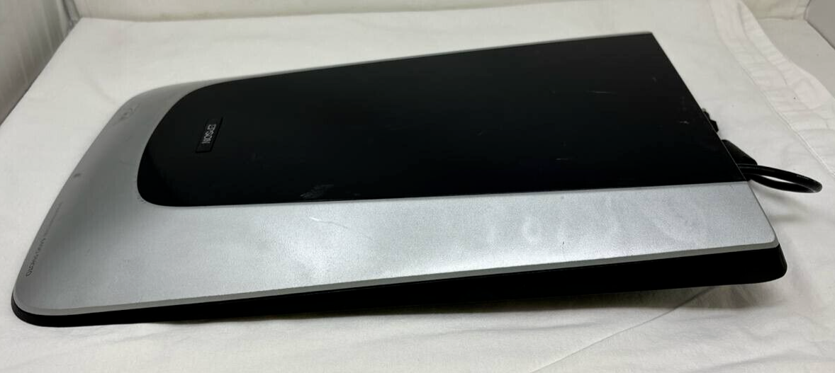 Epson Perfection 4490 Flatbed Photo Scanner Negatives Slide USB 4800 x 9600 OEM