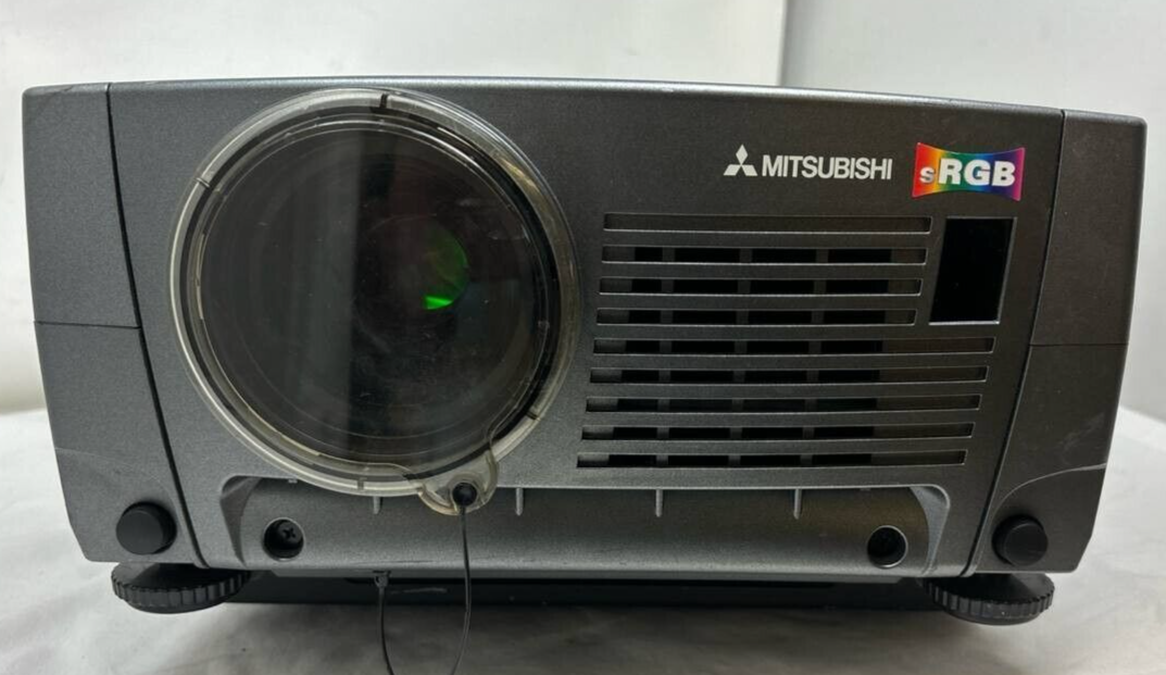 Mitsubishi X490U Conference Projector 3 LCD Portable XGA Iris Sensor Speaker