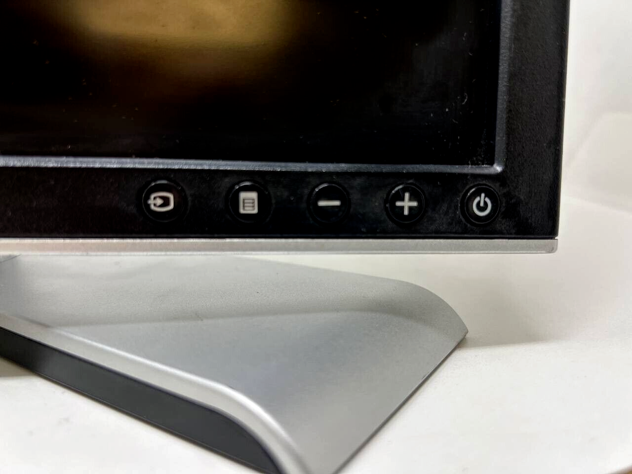 Dell 1708FPT Panel LCD 17" Flat Computer Monitor Display VGA DVI USB Port Silver