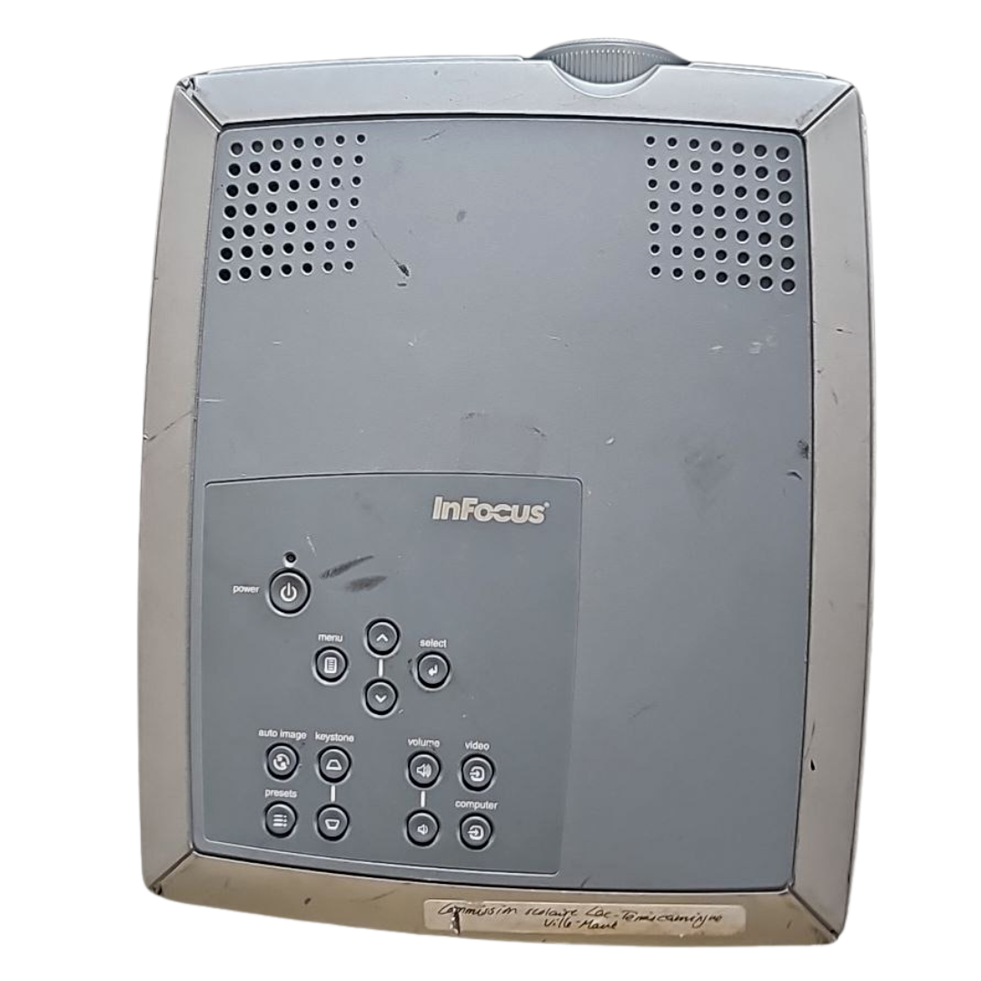 Infocus LP250 LCD3 Multimedia Projector Full HD Conference Room 1100 Lumens READ