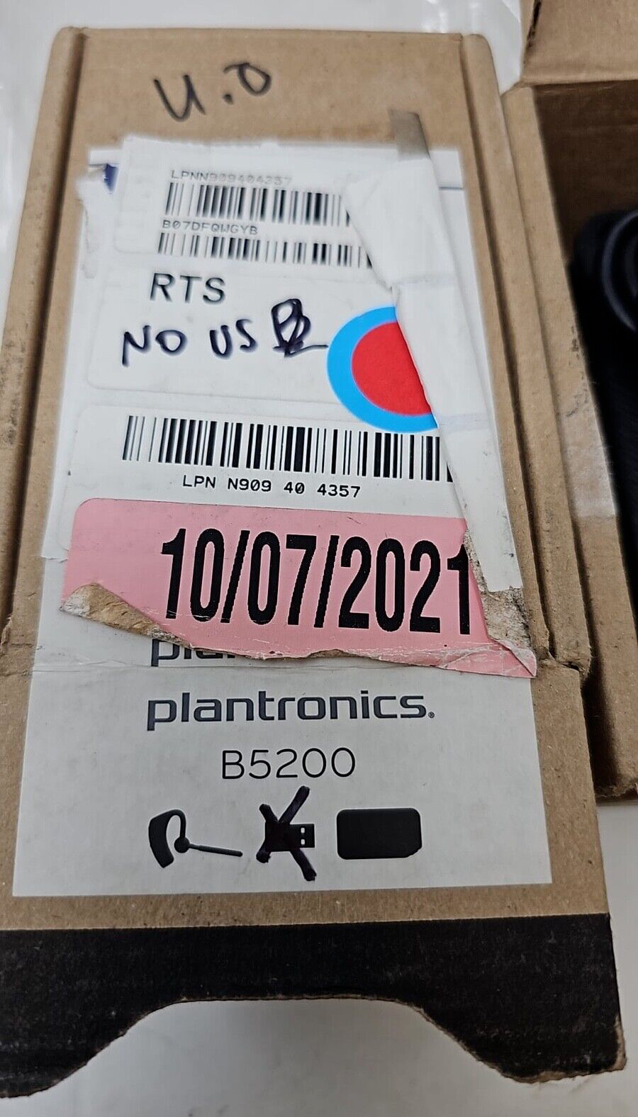 Plantronics Voyager B5200 UC Bluetooth Mono Headset Ear Hook MISSING USB READ