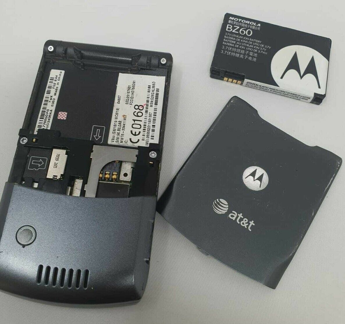 Motorola RAZR V3xx ATT Flip Style EMAIL WIFI GPRS Gray ANTIQUE 3G MOTORAZR GSM