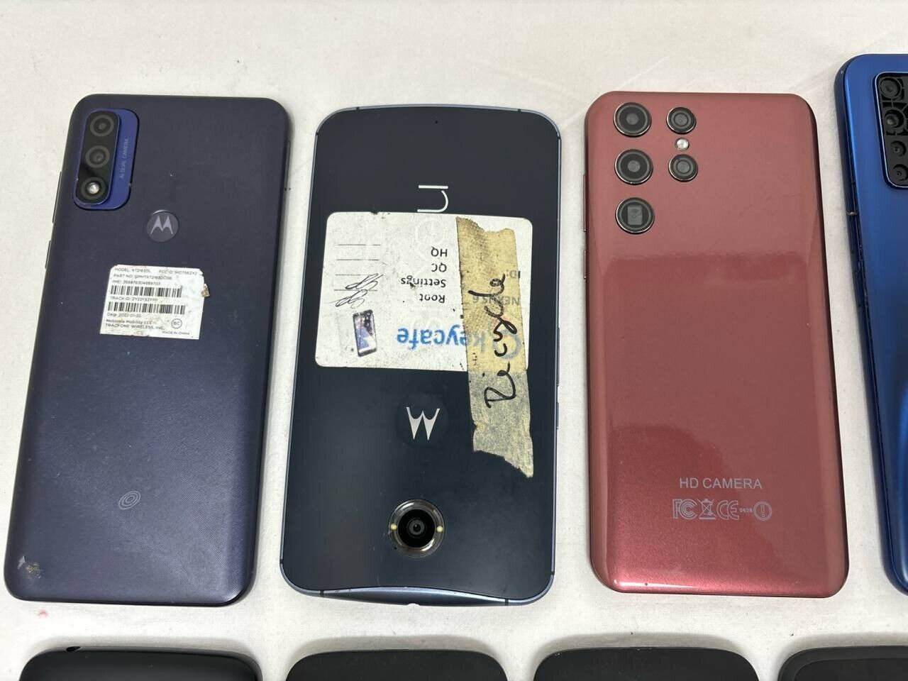 14 Lot Mixed Smartphone Moto G G3 Pure Nexus Samsung Galaxy S22 Ultra Repair