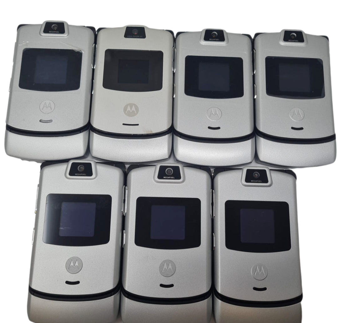 7 Lot Motorola Razr V3m Verizon Silver Used Wholesale Phone connection problems