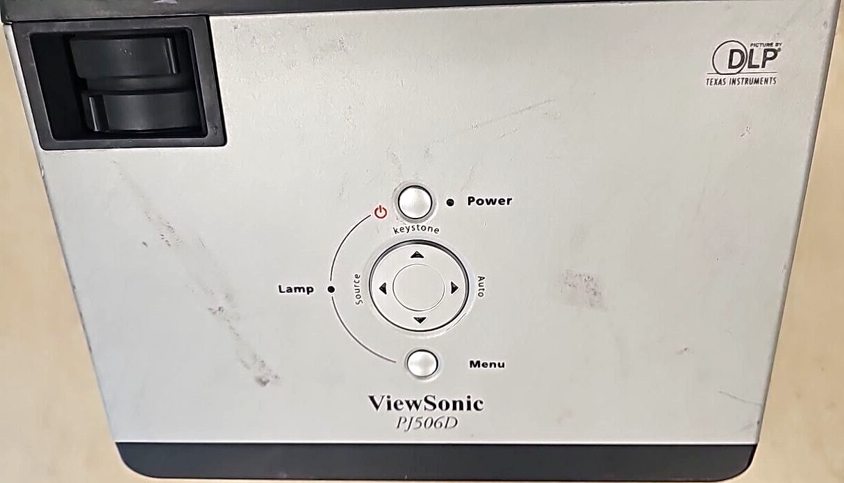 ViewSonic Portable DLP Projector High Definition Video 2000 Lumens PARTS Read