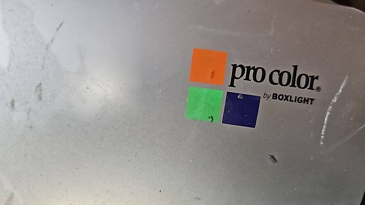 Boxlight PRO4500DP ProColor Projector 4500 DLP Lamp Based Original READ