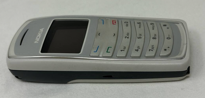 Nokia 2125i Vintage Cellphone Tiny Bar Phone STN Color Internal Antenna