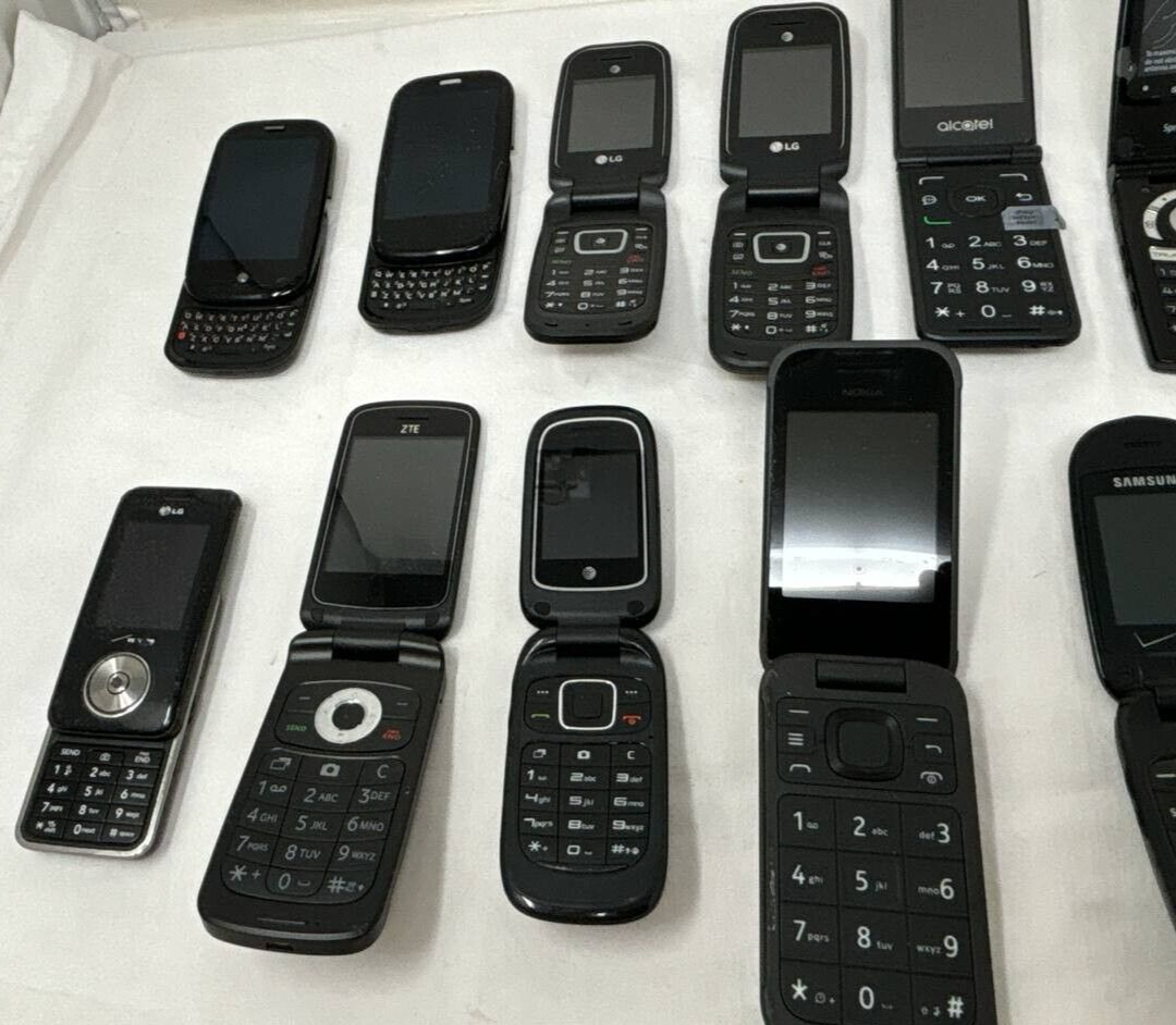 Lot of 11 Samsung U360 LG B470 Sanyo Katana LX Alcatel Myflip Palm Pre 2 ZTE