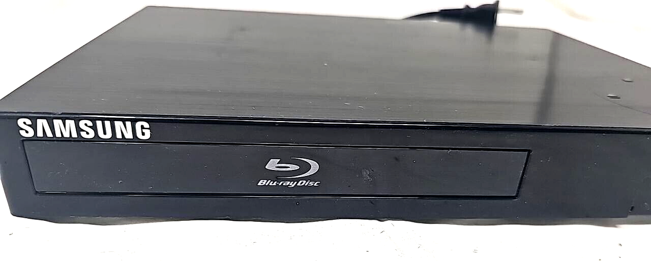 Samsung BD-F5100 Blu-Ray DVD Disc Media Player HDMI Full HD 3D Dolby Sound