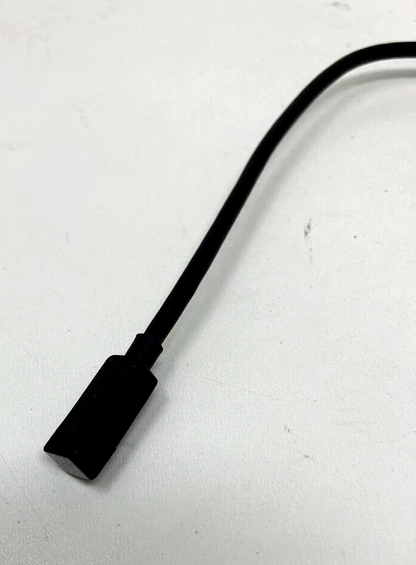 Microsoft 1518 Mini DisplayPort to VGA Display Adapter Cable Converter Surface