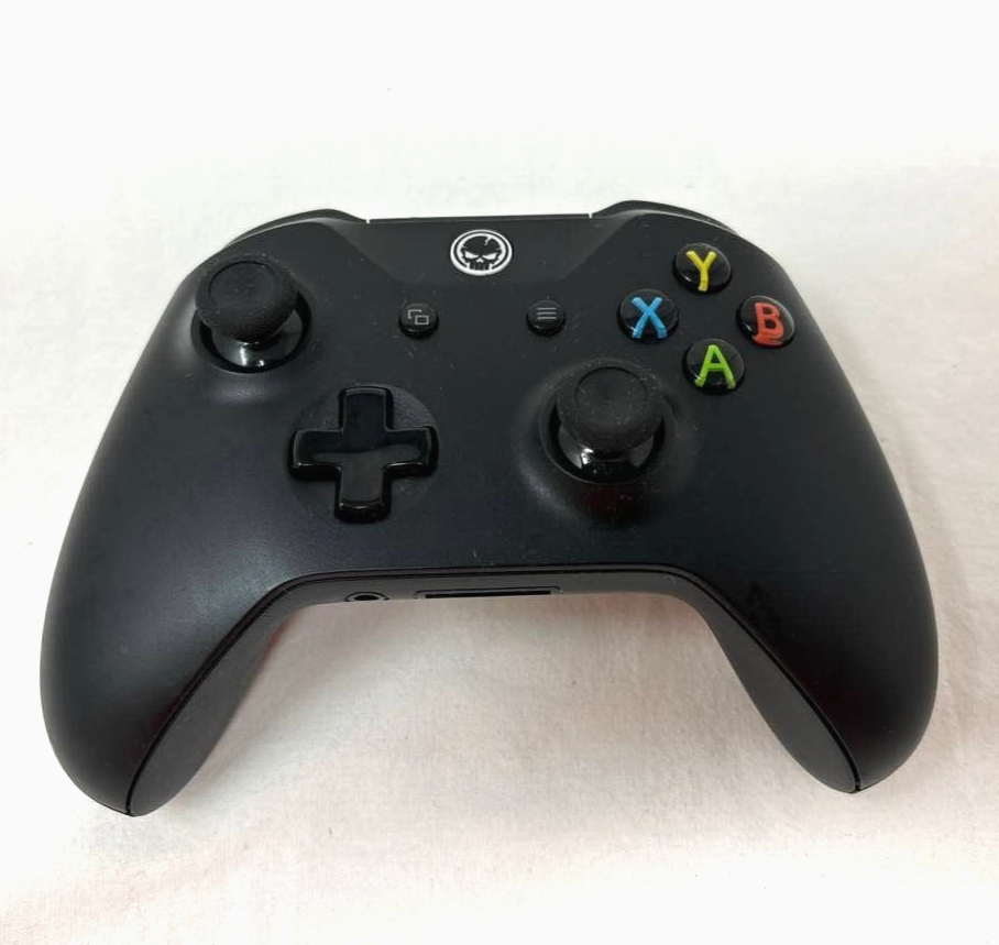 Microsoft 1708 Wireless Bluetooth Controller For Xbox One Series X|S Gaming