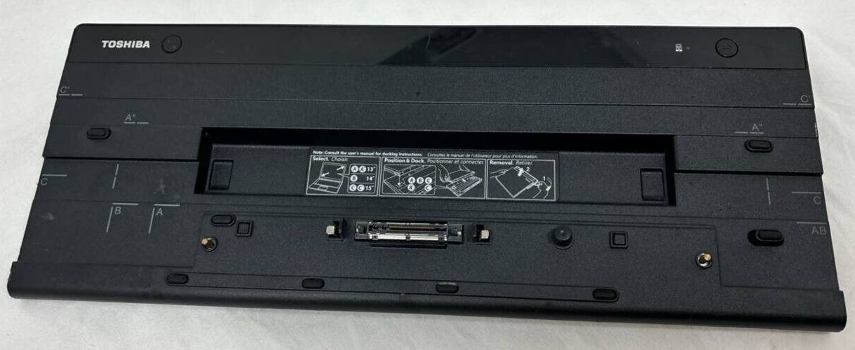 Toshiba Hi-Speed Port Replicator III 120W PA5116U-1PRP USB HDMI VGA 3 USB Ports