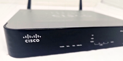 Cisco Wireless WiFi RV 220W Firewall N Network Broadband Security Device Only