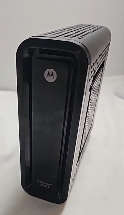 Motorola SURFboard Ethernet Cable Modem WiFi Router SB6121 High Speed DOCSIS 3.0