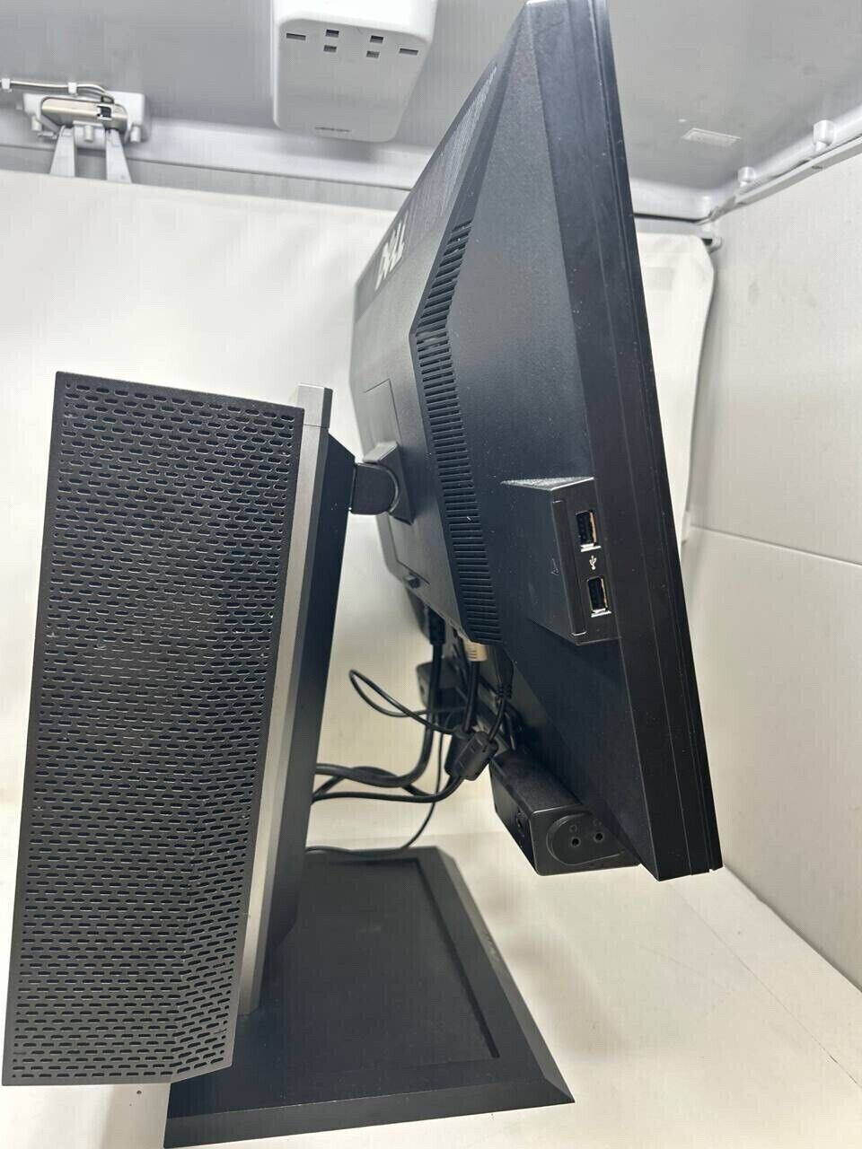 Dell OptiPlex 790 Intel Core i7 Desktop PC Computer with 14" Monitor Speaker