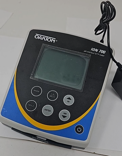 Oakton pH ION 700 Benchtop Meter Laboratory  Desk Meter LCD No Probe Device Only