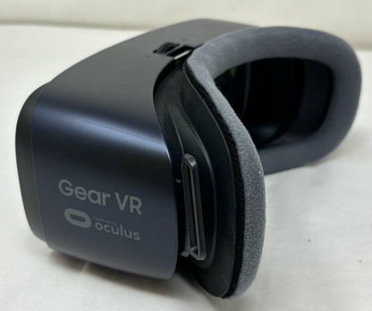 Samsung Gear VR SM-R323 Virtual Reality Headset USB-C Galaxy S6 S7 Edge Note 5