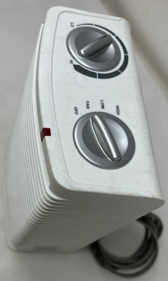 Holmes Portable Desktop Heater Fan Thermostat Indoor and Cool Touch Housing