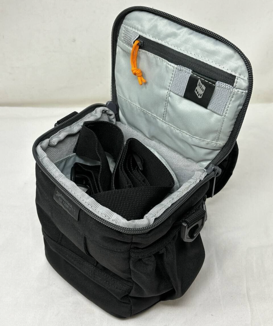 Lowepro Adventura SH 120 110R II  Shoulder Bag for DSLR Video Camera WaterProof