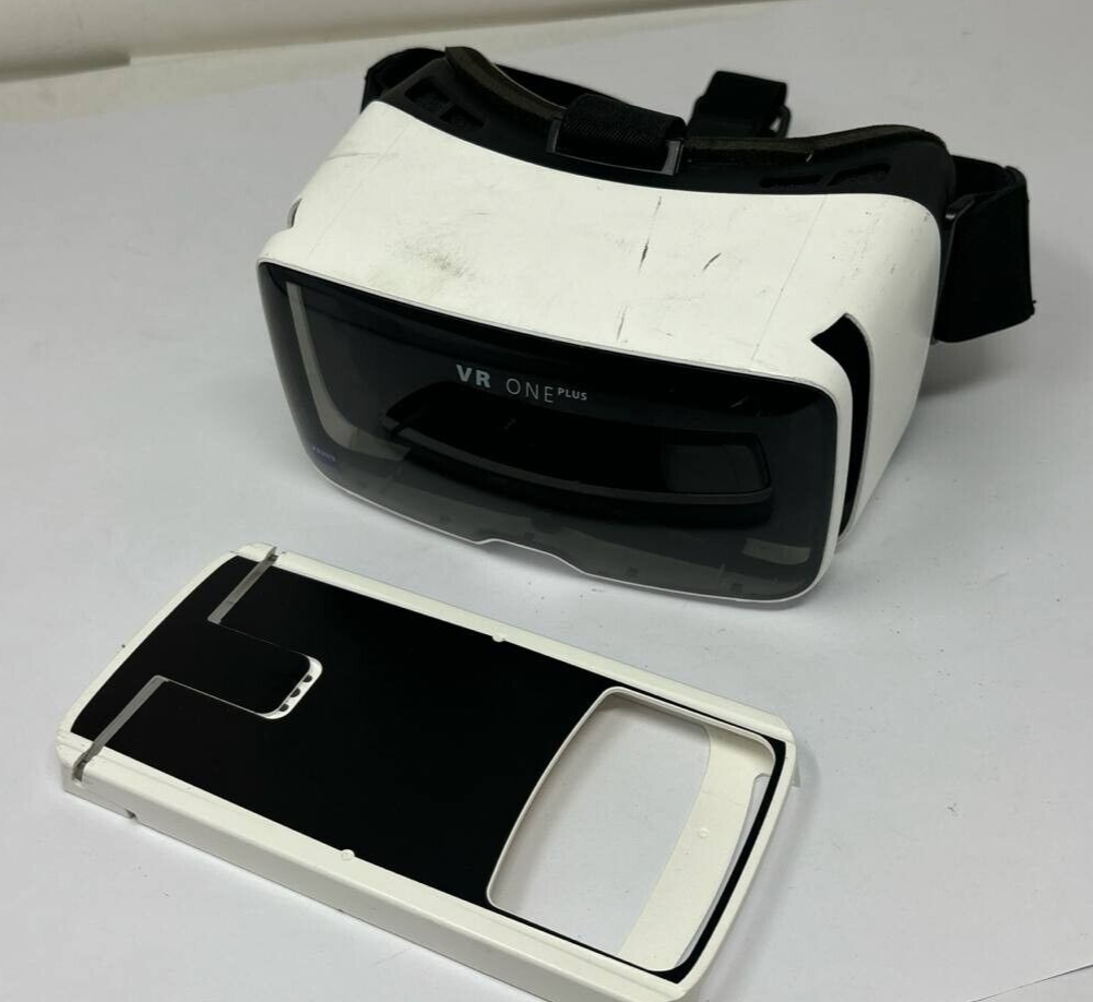 ZEISS VR One Plus Virtual Reality Smartphone Headset Glasses For Android & iOS