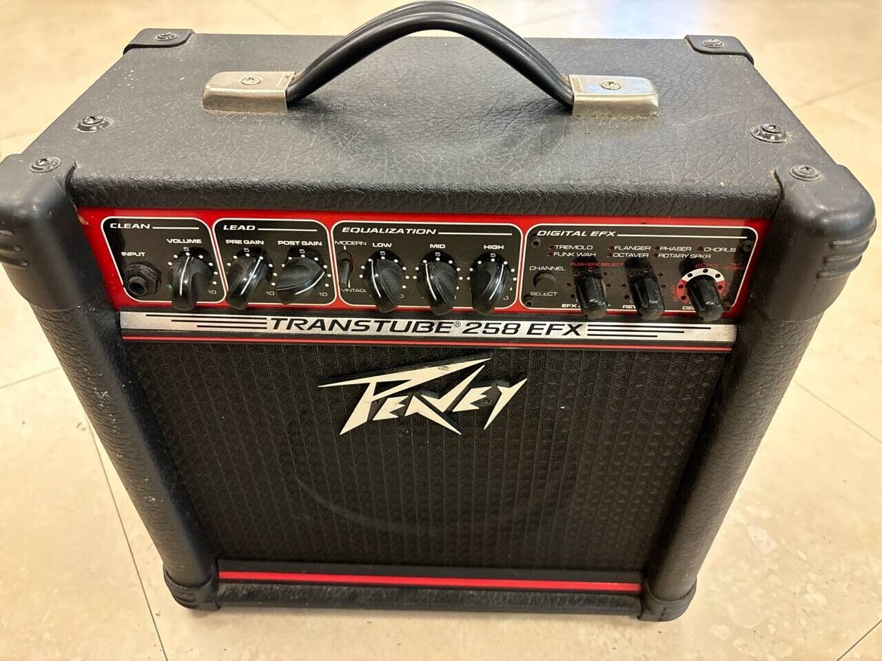 Peavey TransTube 258 EFX 1x8 Electric Guitar Combo Red Line 2 Channel 25W