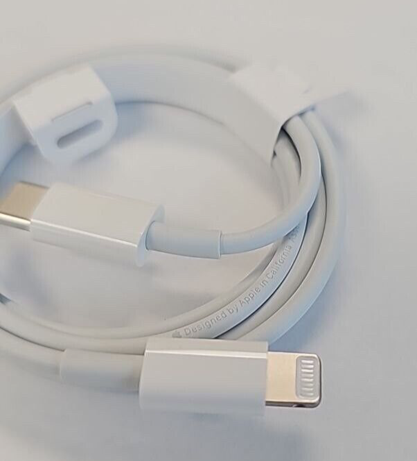 Fast Charging Cable USB-C Apple iPhone XR 11 12 14 15 Pro Max  15 PLUS white