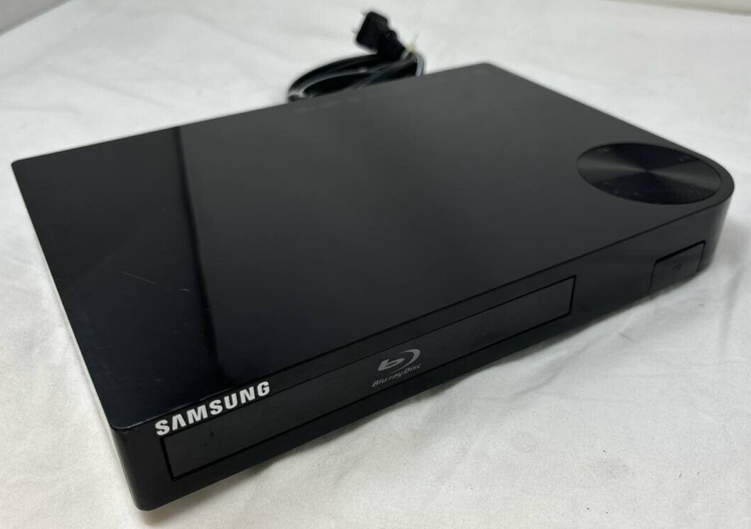 Samsung BD F5700 WiFi Blu-Ray DVD Player 1080p Wireless Streaming HDMI Dolby FHD