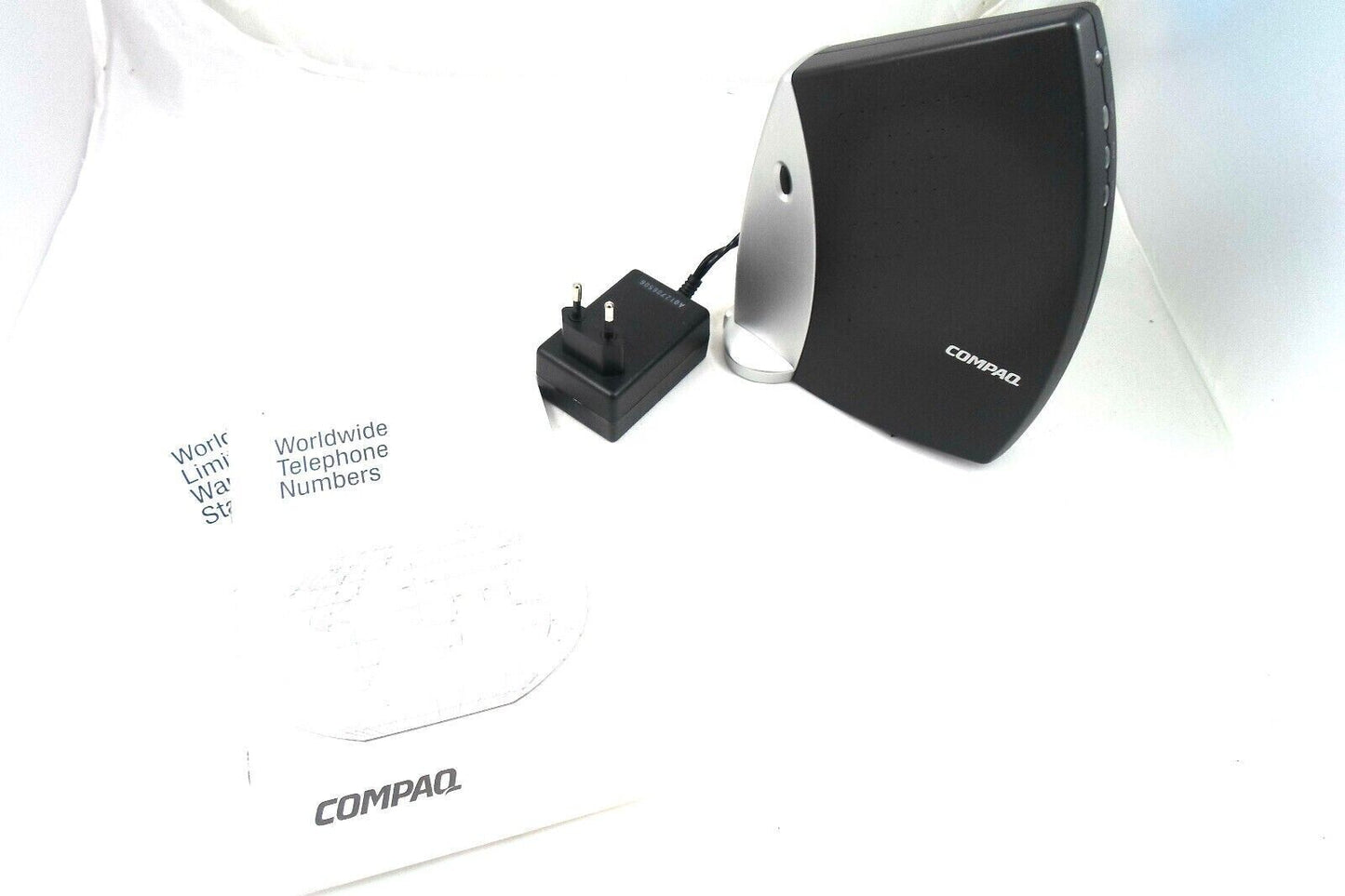 Original Home Office Gateway Compaq WL310 Ethernet Wireless Kit Access Point