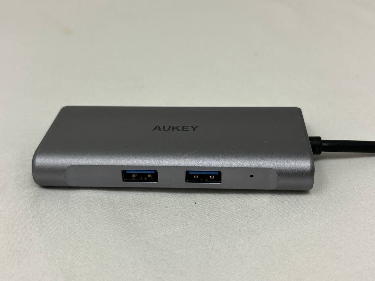 Aukey Hub Adapter 6 in 1 USB C 3.0 Data MultiPort 4K HDMI Gigabit Ethernet Dock