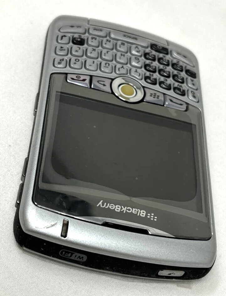 BlackBerry Curve 8320 Unlocked Smartphone 2MP Camera QWERTY Phone Silver OEM