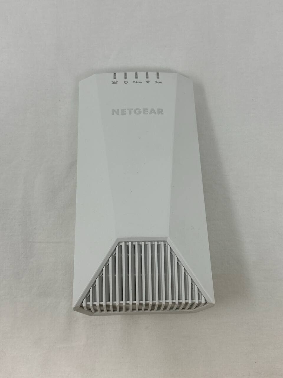 Netgear Nighthawk Tri-band WiFi Mesh Extender Internet Wall Amplifier AC2200