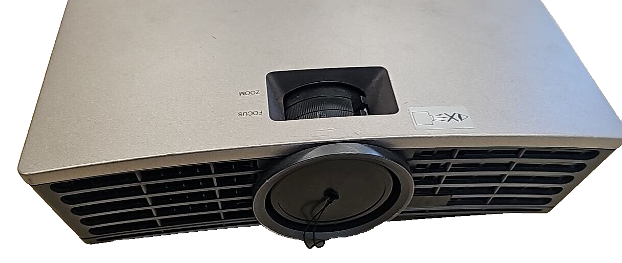 Mitsubishi HD4000 Conference Room Projector Cinema HD 2000 Lumens READ