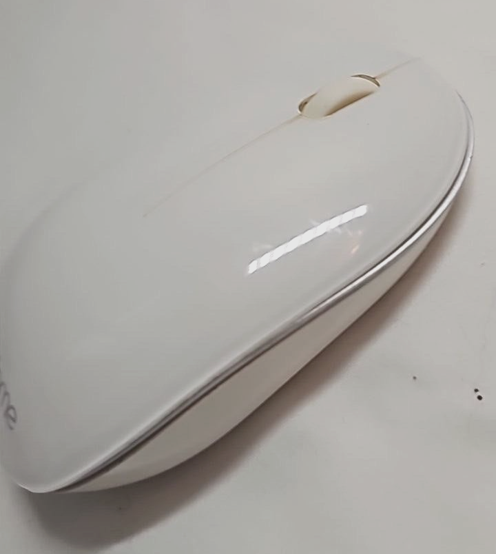 iHome Wireless Laser Mouse Ergonomic Bluetooth Ambidextrous Slim White for Mac