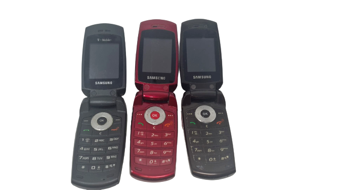 3 Lot Samsung SGH-T109 T-Mobile Flip Phone GSM Sold As Is T109 Low end WHOLESALE