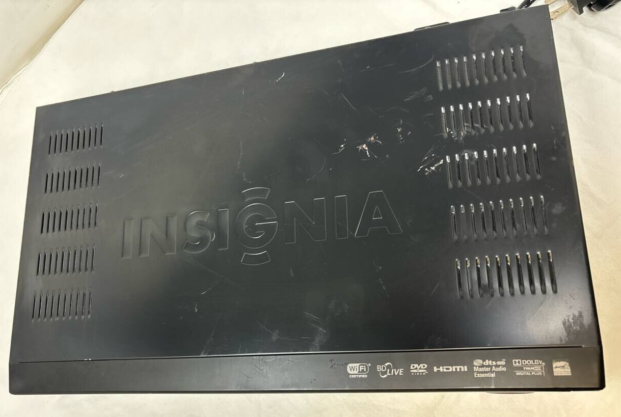 Insignia NS-WBRDVD Wi-Fi Blu-ray Disk and DVD Player Streaming HDMI USB READ