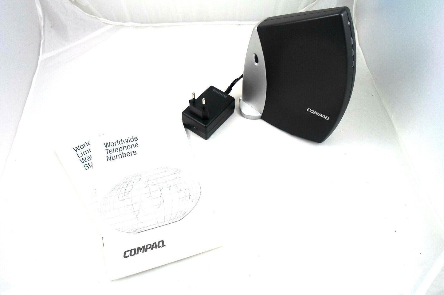 Original Home Office Gateway Compaq WL310 Ethernet Wireless Kit Access Point