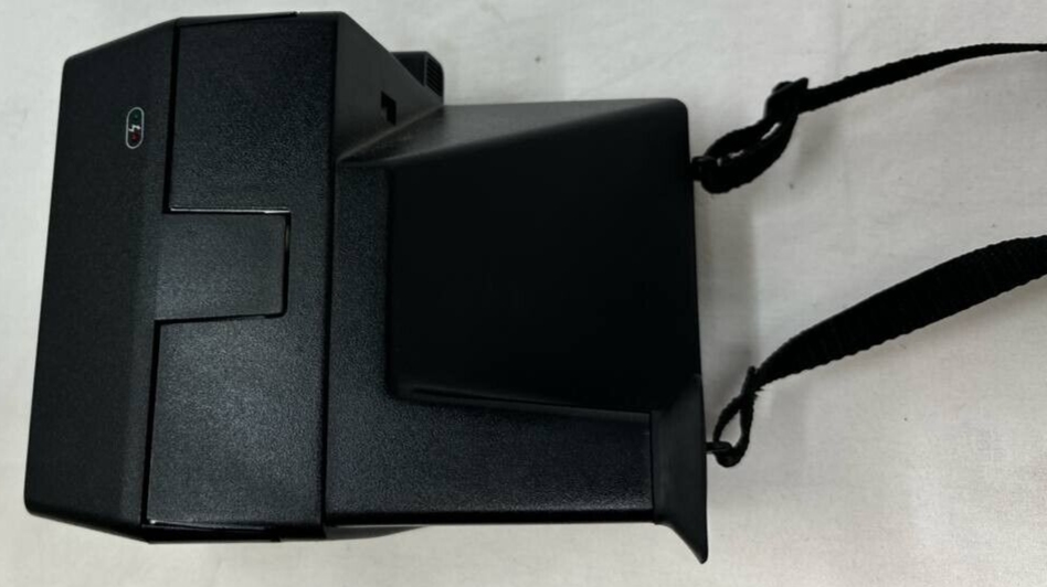 Vintage Polaroid Camera Sun 600 LMS Instant Film Flash Cam with Strap Vintage