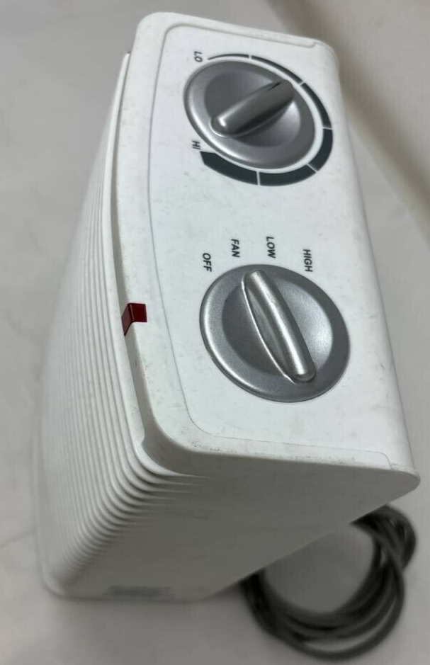 Holmes Portable Desktop Heater Fan Thermostat Indoor and Cool Touch Housing