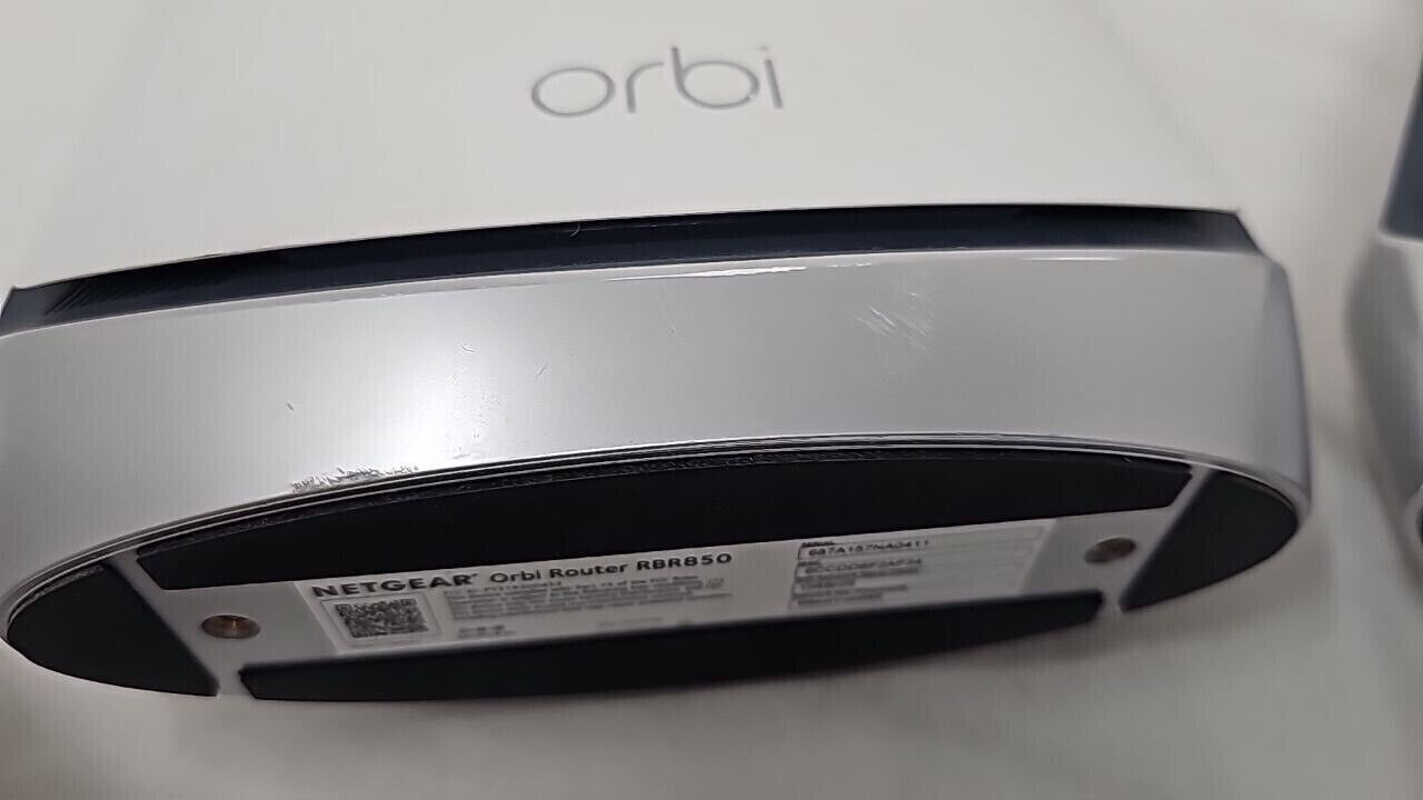 Netgear Orbi RBR850 WiFi 6 Router Satellite System Tri Band AX6000 Mesh READ