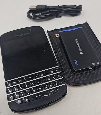 Blackberry Q10 Smartphone QWERTY Dual Core 8MP GPS WiFi Bluetooth 4G READ