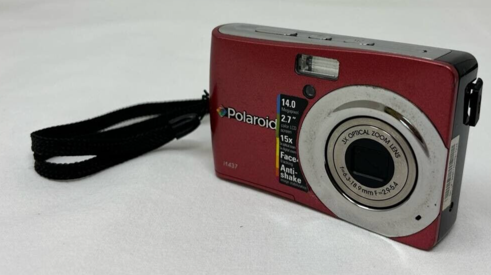 Polaroid I1437 CCD Digital Camera 14.0 MP with 2.7" LCD Display Red Eye Removal