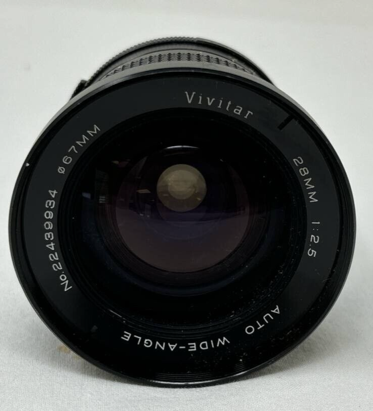 Vivitar 28mm f2.5 Auto Wide Angle Camera Lens Manual Focus for Nikon F 44100